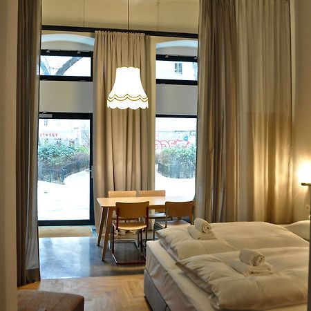 Graetzlhotel Karmelitermarkt Вена Экстерьер фото